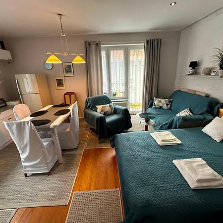 Apartament Nazana Lägenhet Jelenia Góra