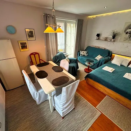 Apartament Nazana