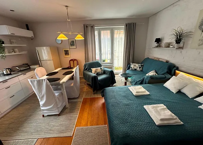 Apartament Nazana 公寓 耶莱尼亚古拉